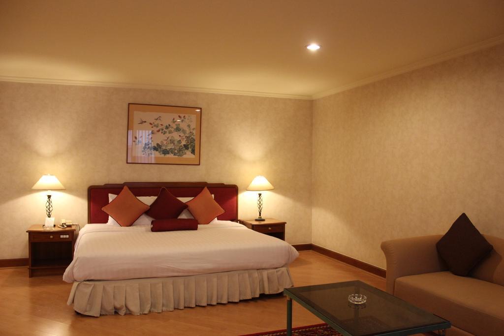 Rembrandt Suites Bangkok Kültér fotó
